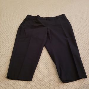 Apt 9 Black Capris